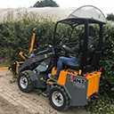 G1100 met heggenschaar