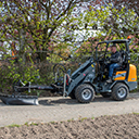 G1500 met onkruidborstel